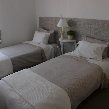 Apartament Espacoso Apartamento Junto Ao Metro *