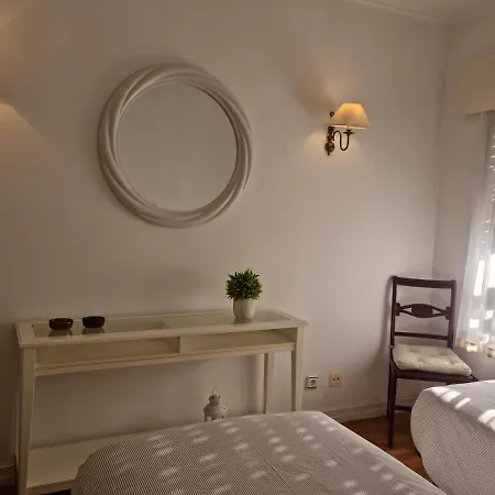 Espacoso Apartamento Junto Ao Metro *