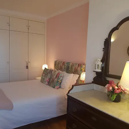 Daire Espacoso Apartamento Junto Ao Metro *